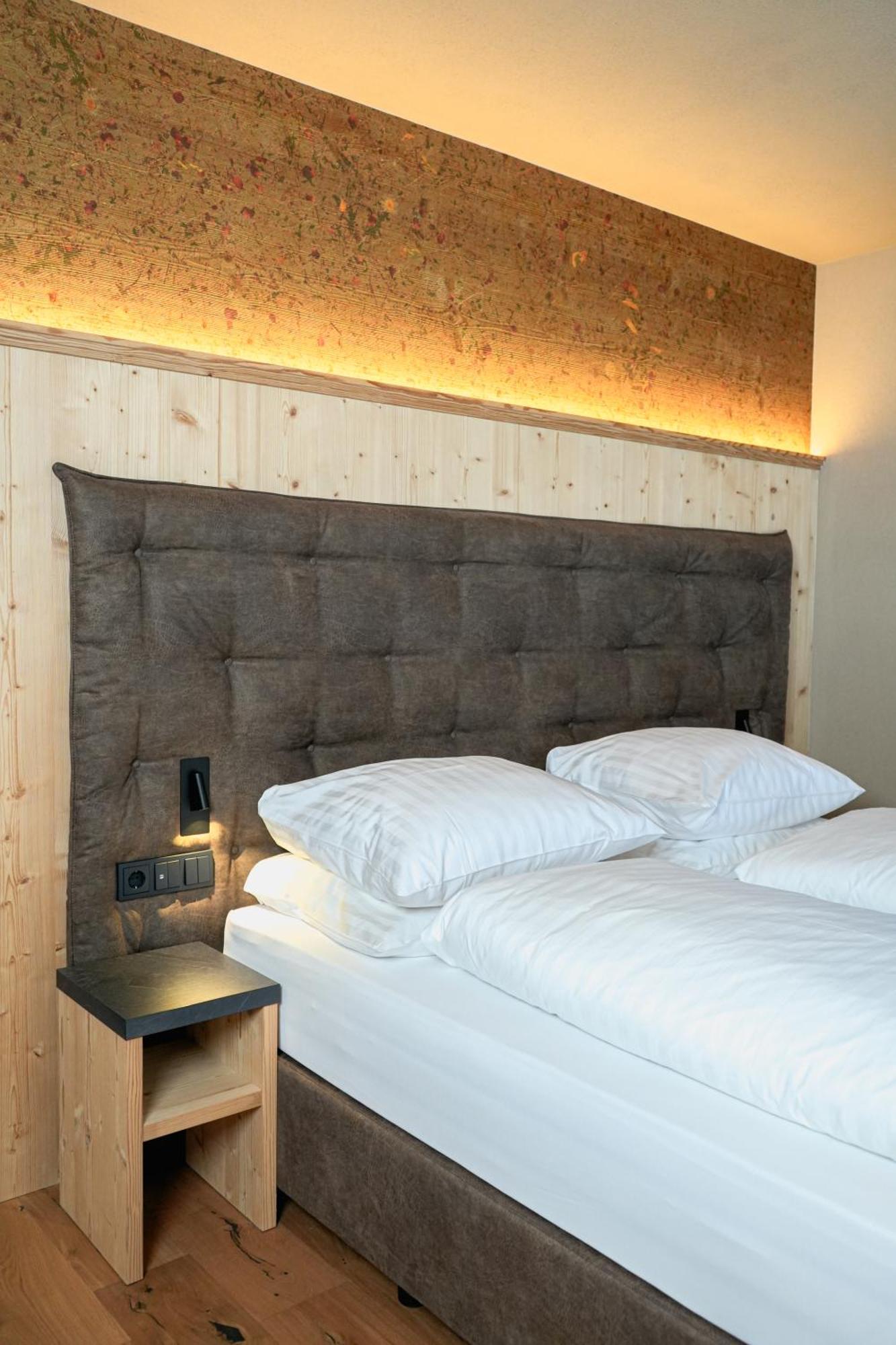 Hotel Pozzamanigoni Selva di Val Gardena Luaran gambar